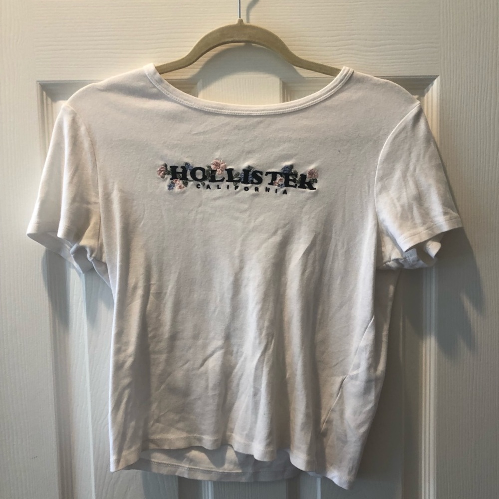 Holistic Tee